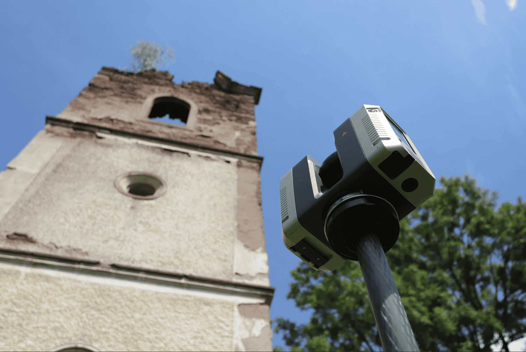 Fotka k článku LiDARové zaměření evangelického kostela v Rudníku za podpory spolku RuRu
